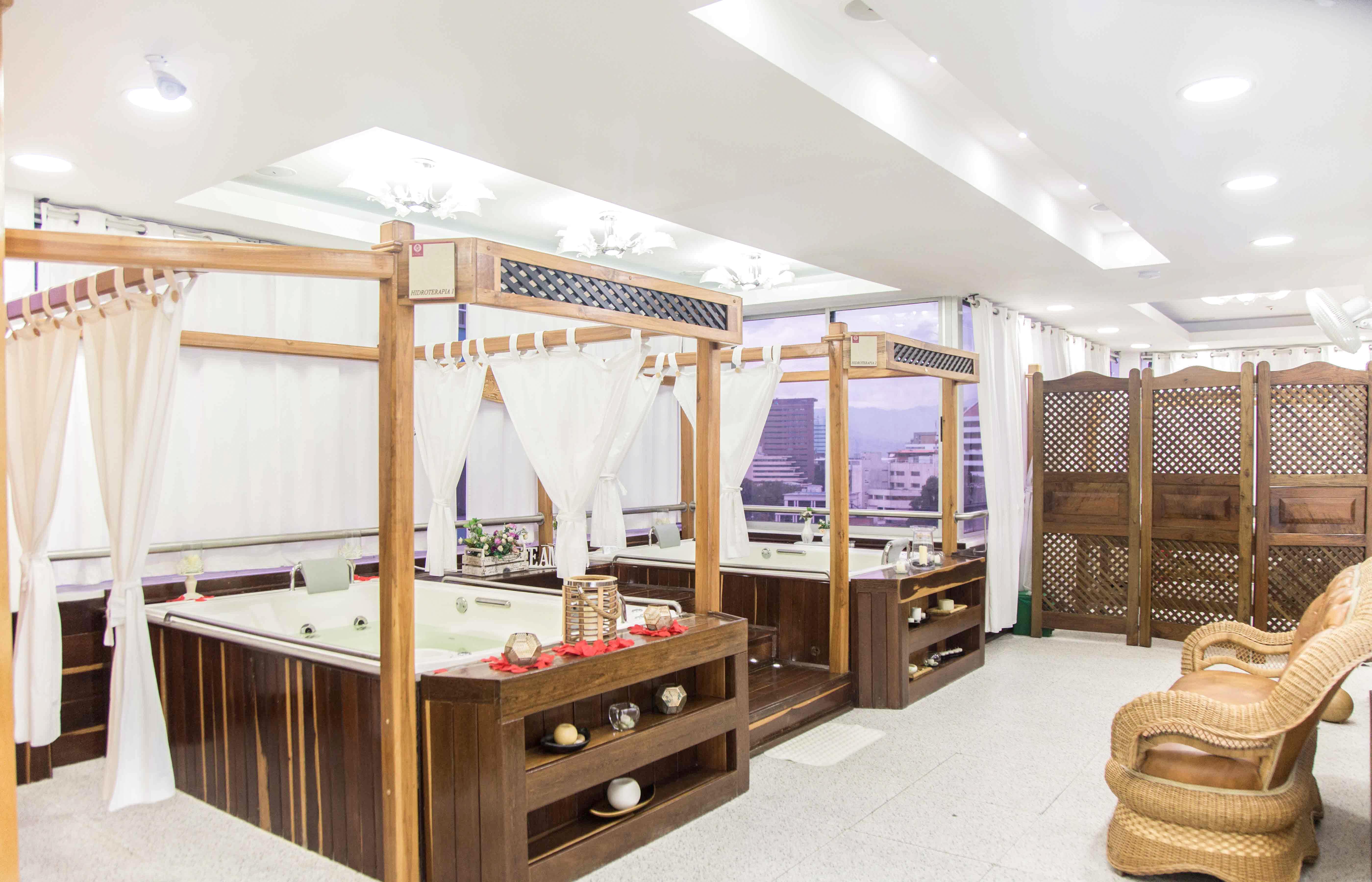 Hotel Du Parc เมเดยิน ภายนอก รูปภาพ