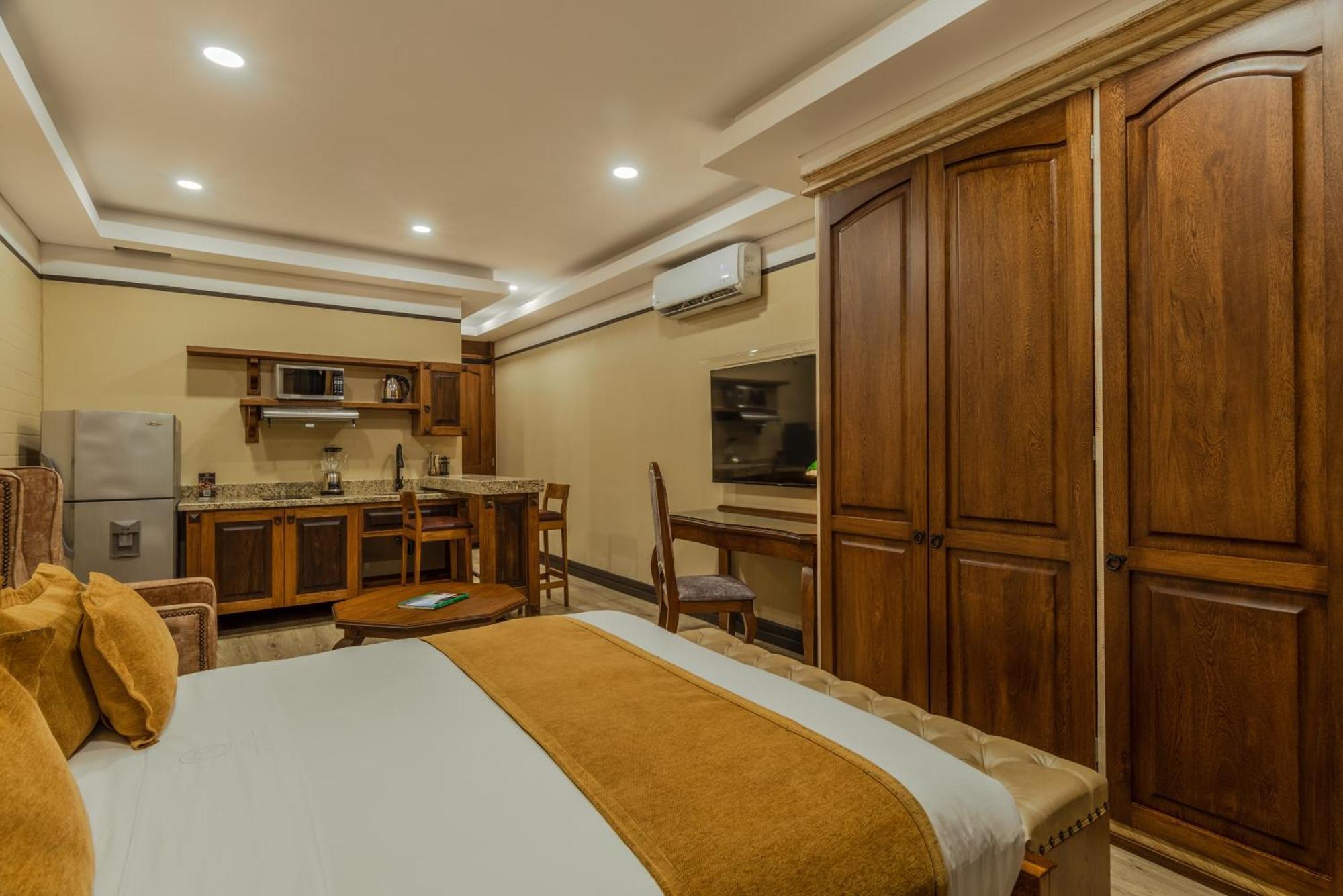 Hotel Du Parc เมเดยิน ภายนอก รูปภาพ